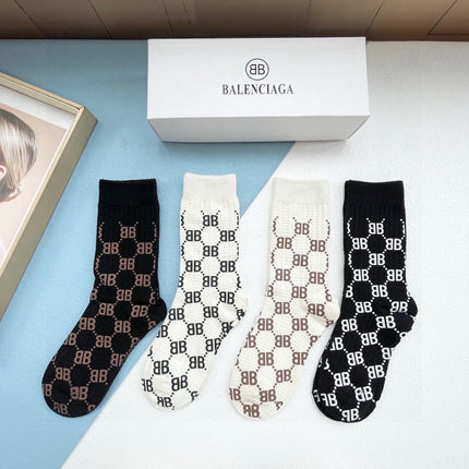 BALENCIAGA 26S CREW SOCKS 507857 (1 BOX)