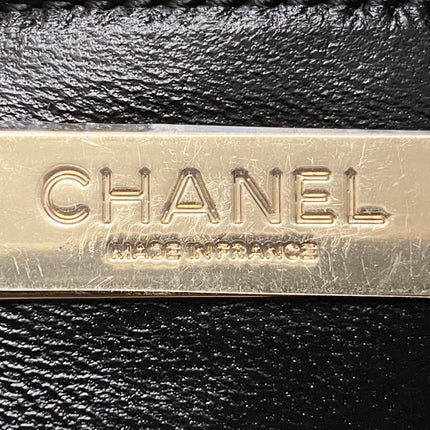 CC SMALL 30 SHOPPING BAG IN BLACK CALFSKIN