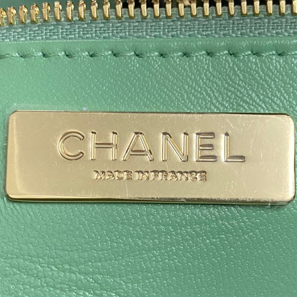 CC MINI 23 SHOPPING BAG IN GREEN MINT CALFSKIN