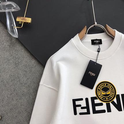 FENDI 26S LONG-SLEEVE SWEATSHIRT 594