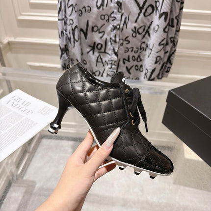 CHANEL 26S HIGH HEEL ANKLE BOOTS 70 MM IN BLACK LAMBSKIN AND PATENT CALFSKIN
