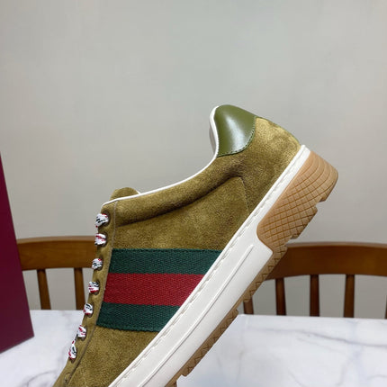 GUCCI 26S SNEAKER IN OLIVE BROWN SUEDE