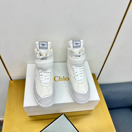 CHLOE 26S HIGH-TOP SKATE SNEAKERS IN WHITE CALFSKIN AND LIGHT GREY SUEDE