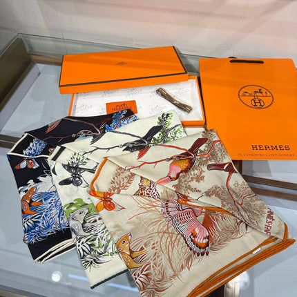 HERMES 26S SCARF 135 IN SILK AND CASHMERE 492355