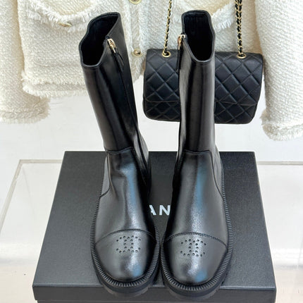 CHANEL 26S MID CALF BOOTS 45MM IN BLACK SMOOTH CALFSKIN WITH PERFORATED CC LOGO CAP TOE