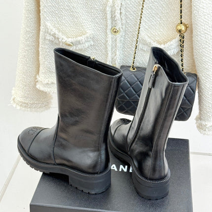 CHANEL 26S MID CALF BOOTS 45MM IN BLACK SMOOTH CALFSKIN WITH PERFORATED CC LOGO CAP TOE