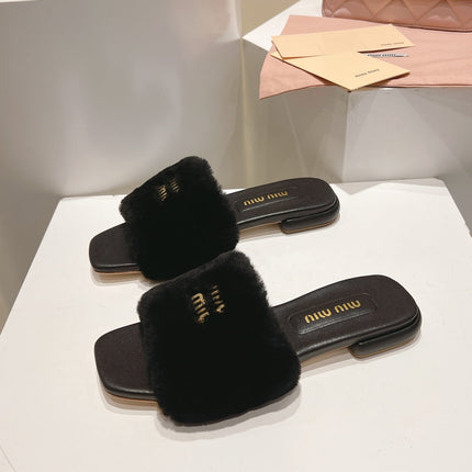 MIUMIU 26S SQUARE-TOE SANDALS IN BLACK SHEARLING AND LEATHER