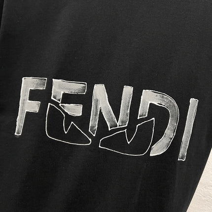 FENDI 26S SHORT-SLEEVE CREWNECK T-SHIRT 575