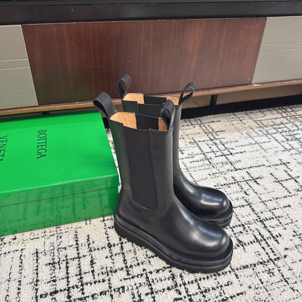 BOTTEGA VENETA 26S MID CALF BOOTS IN BLACK SHINY CALFSKIN