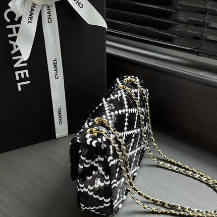 CHANEL 26S CLASSIC FLAP BAG 21 IN BLACK MIX WHITE SEQUINS STYLE 3