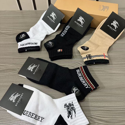 BURBERRY 26S ANKLE SOCKS 564705 (1 BOX)