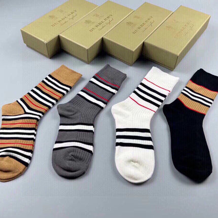 BURBERRY 26S CREW SOCKS 565967 (1 BOX)