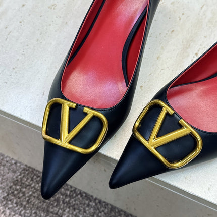VALENTINO 26S HIGH HEELS 40 MM IN BLACK CALFSKIN WITH GOLD HARDWARE