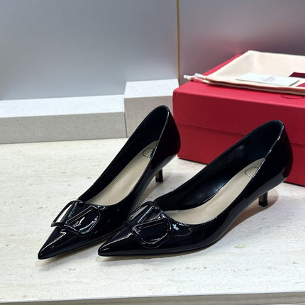 VALENTINO 26S HIGH HEELS 40 MM IN BLACK PATENT CALFSKIN