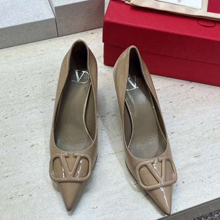 VALENTINO 26S HIGH HEELS 80 MM IN BEIGE PATENT CALFSKIN