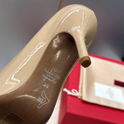 VALENTINO 26S HIGH HEELS 80 MM IN BEIGE PATENT CALFSKIN