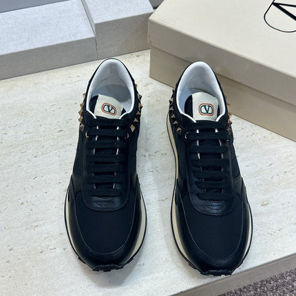VALENTINO 26S ROCKRUNNER SNEAKERS IN BLACK CALFSKIN AND FABRIC