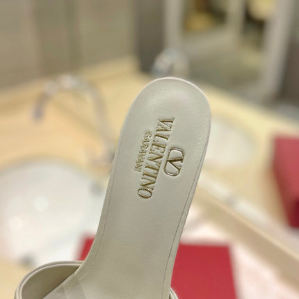 VALENTINO 26S BLOCK-HEEL SANDALS 65 MM IN CREAM WHITE CALFSKIN WITH LOGO