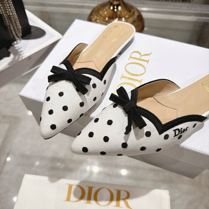 DIOR 26S POINTED TOE MULES IN WHITE AND BLACK POLKA DOT FABRIC WITH BOW