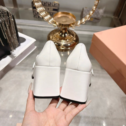 MIUMIU 26S MARY JANE BLOCK HEEL PUMPS 75MM IN WHITE AND BLACK PATENT CALFSKIN CAP TOE