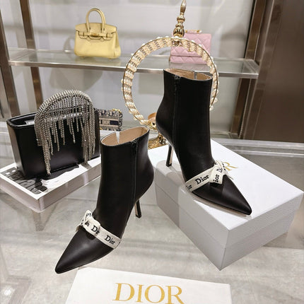 DIOR 26S STILETTO HEEL BOOTS 80MM IN BLACK CALFSKIN WITH FRONT BOW