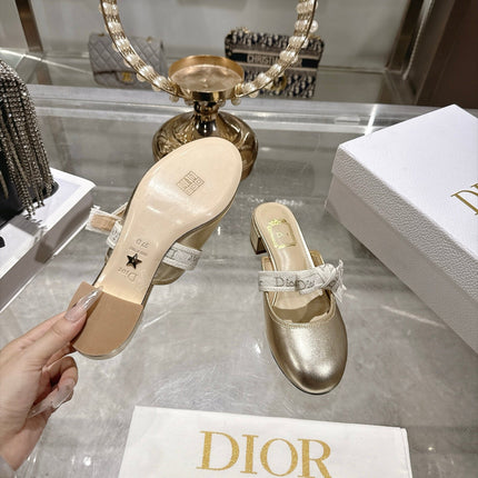 DIOR 26S LOW HEEL MULES 35MM IN GOLD CALFSKIN WITH EMBROIDERED STRAP