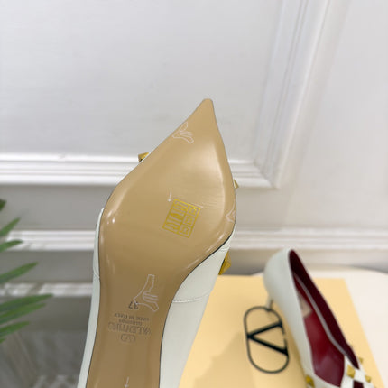 VALENTINO 26S STUDDED POINTED TOE PUMPS 80 MM IN CREAM WHITE CALFSKIN