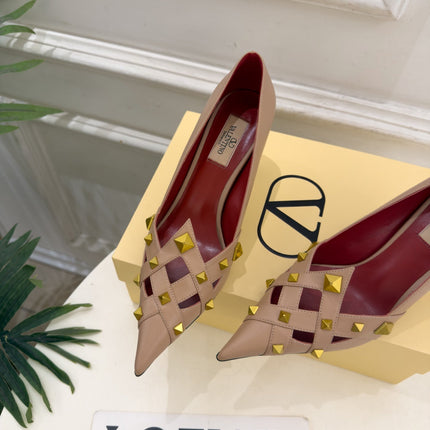 VALENTINO 26S STUDDED POINTED TOE PUMPS 80 MM IN NUDE CALFSKIN