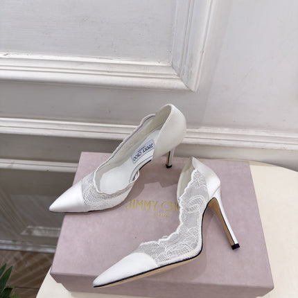 JIMMY CHOO 26S POINTED-TOE HEELS 100 MM IN OFF WHITE SATIN AND LACE